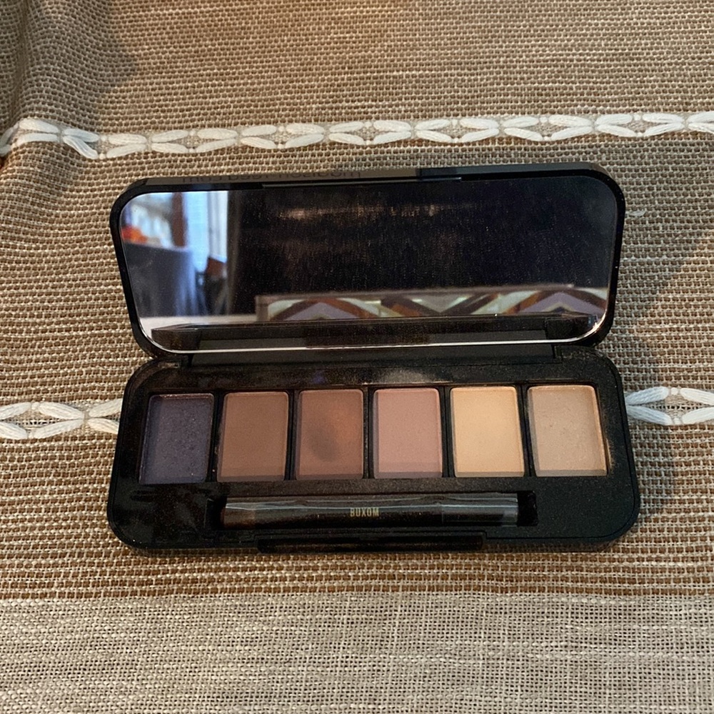 Bundle - Picture 2 of 4